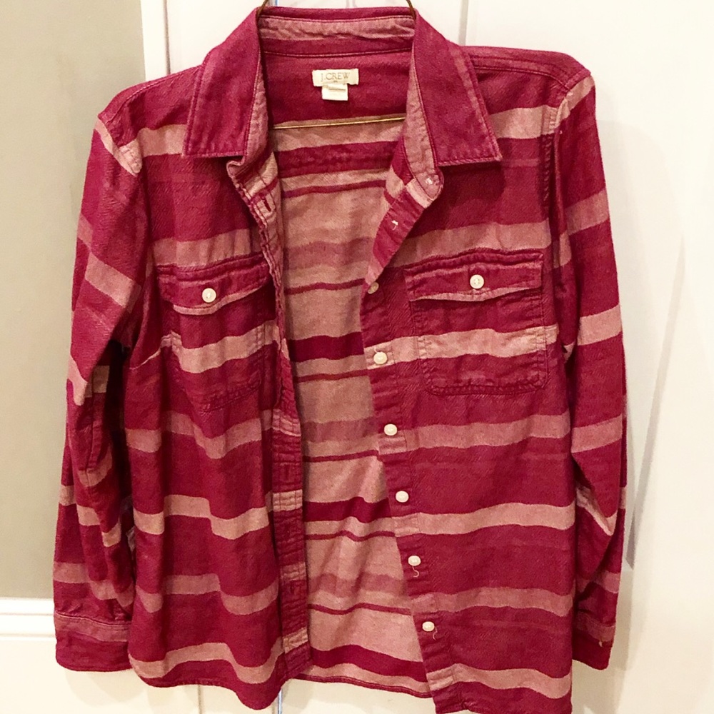 ☀️5 items for $20☀️ J-CREW PINK BUTTON UP Flannel